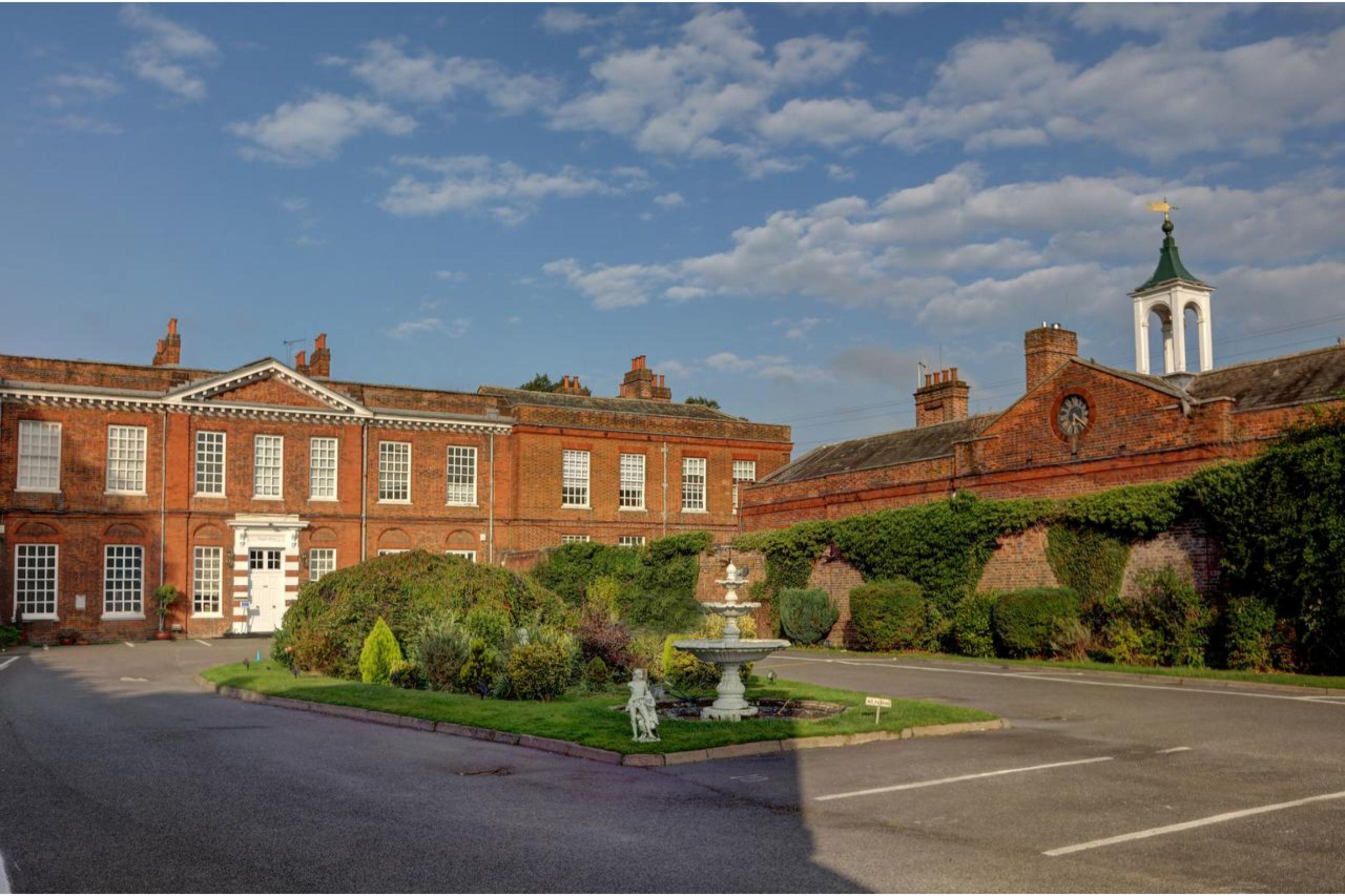 Baylis House Hotel Slough Kültér fotó